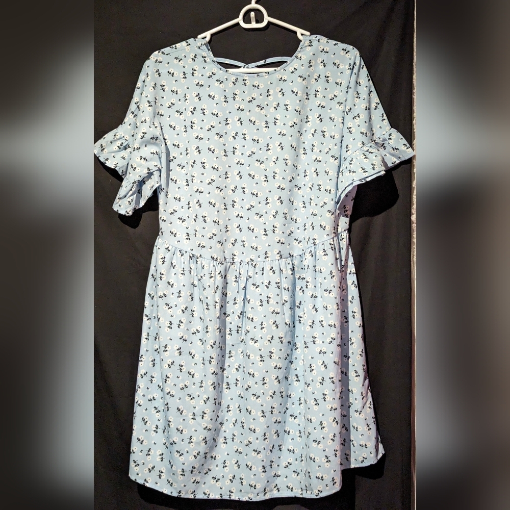 Maternity boohoo floral frill sleeve smock dress size 8